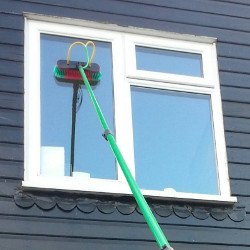 Telescopic cleaning ensures privacy